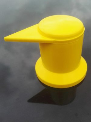 Nakładka na śrubę ze wskaźnikiem na górze 32mm kolor żółty